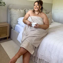 Big Softee Towel - Almond