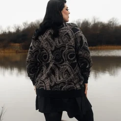 Cardigan - Kraken's Embrace
