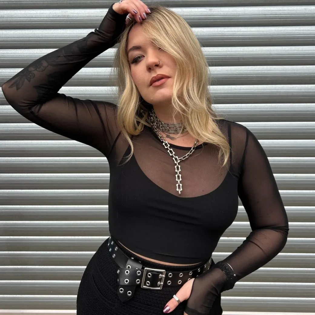 Cropped Mesh Top - Black
