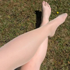 30 Denier Sheer Halo Tights - Builders Tea