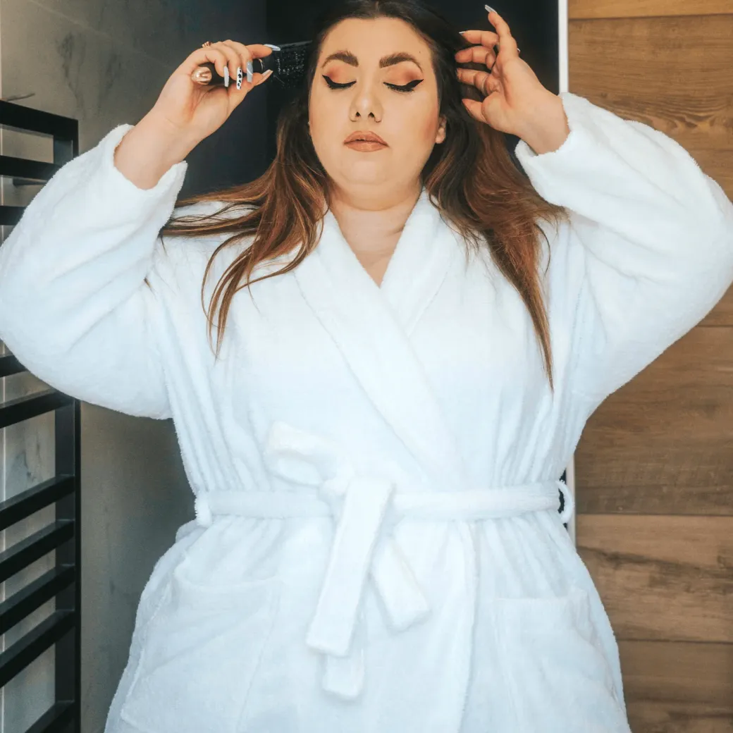 Floof Bath Robe - White