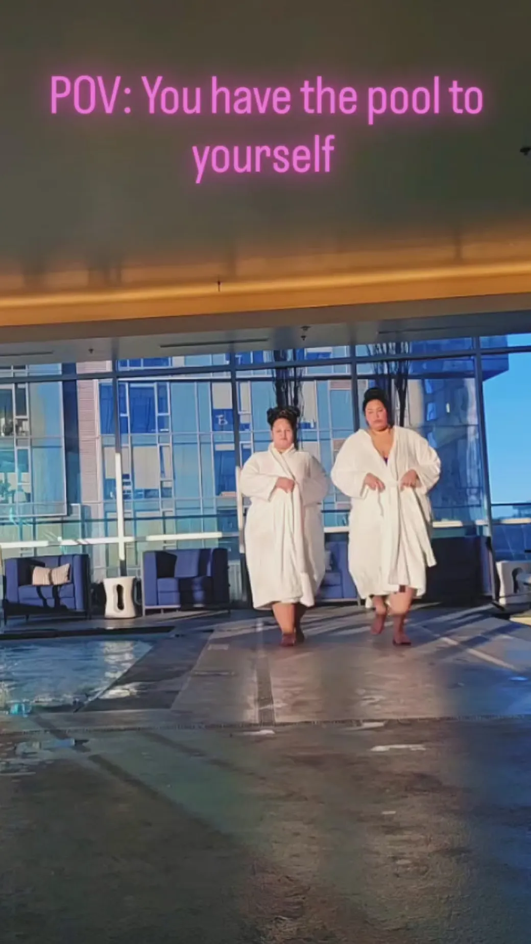 Floof Bath Robe - White