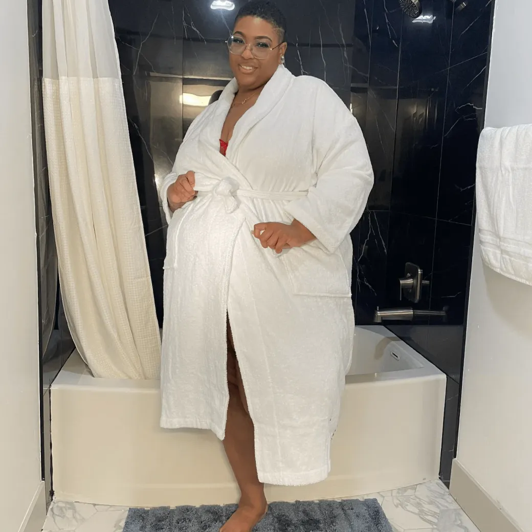 Floof Bath Robe - White