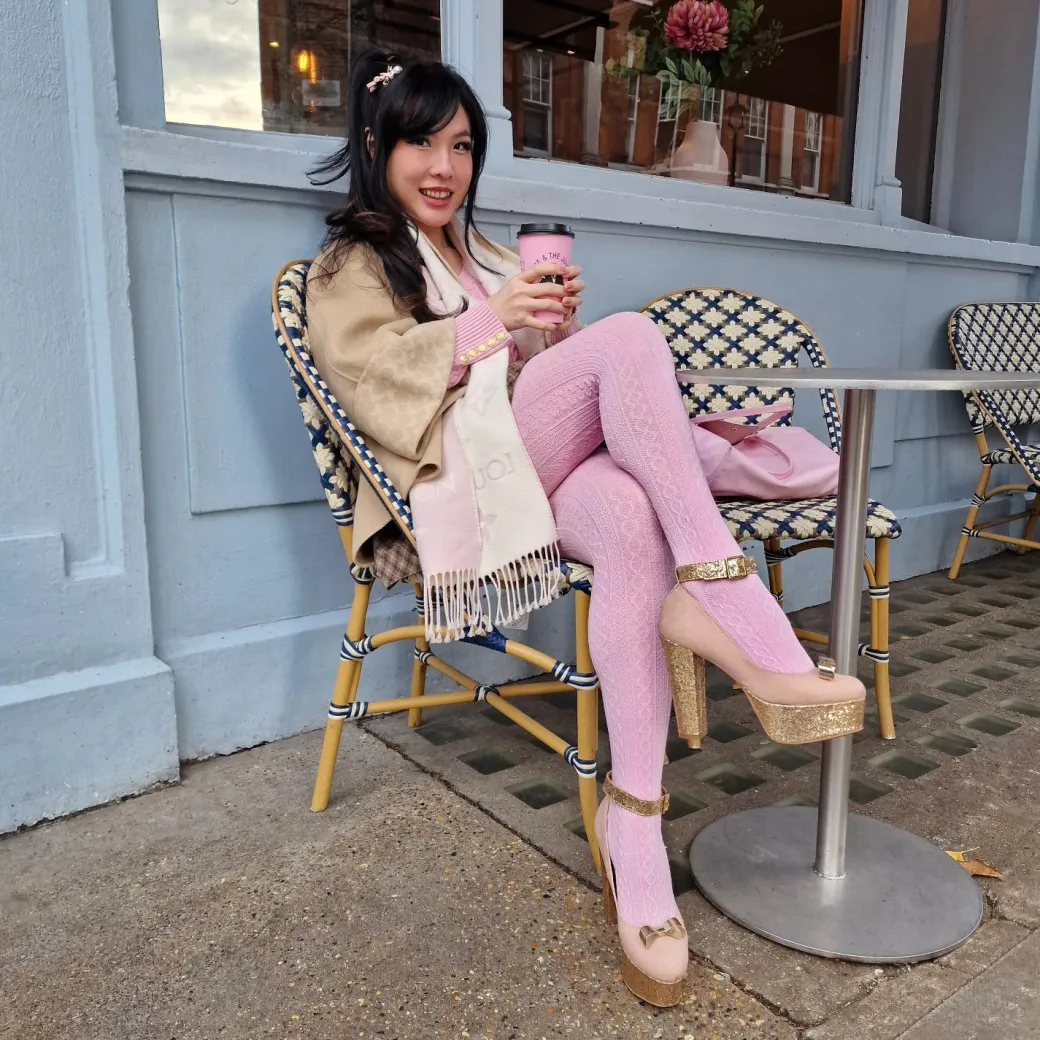 Grannies Cable Knit Wool Tights V2 - Piglet