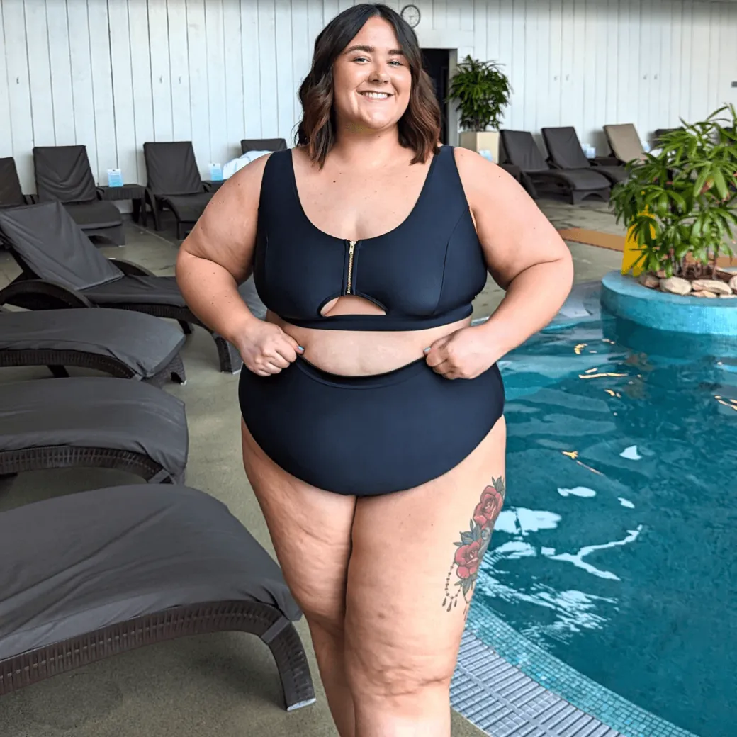 Hasta La Vista Bikini Top - Black