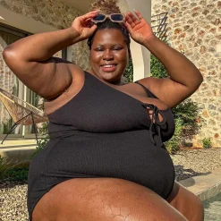 I'll Be Right Here Swimsuit - Black