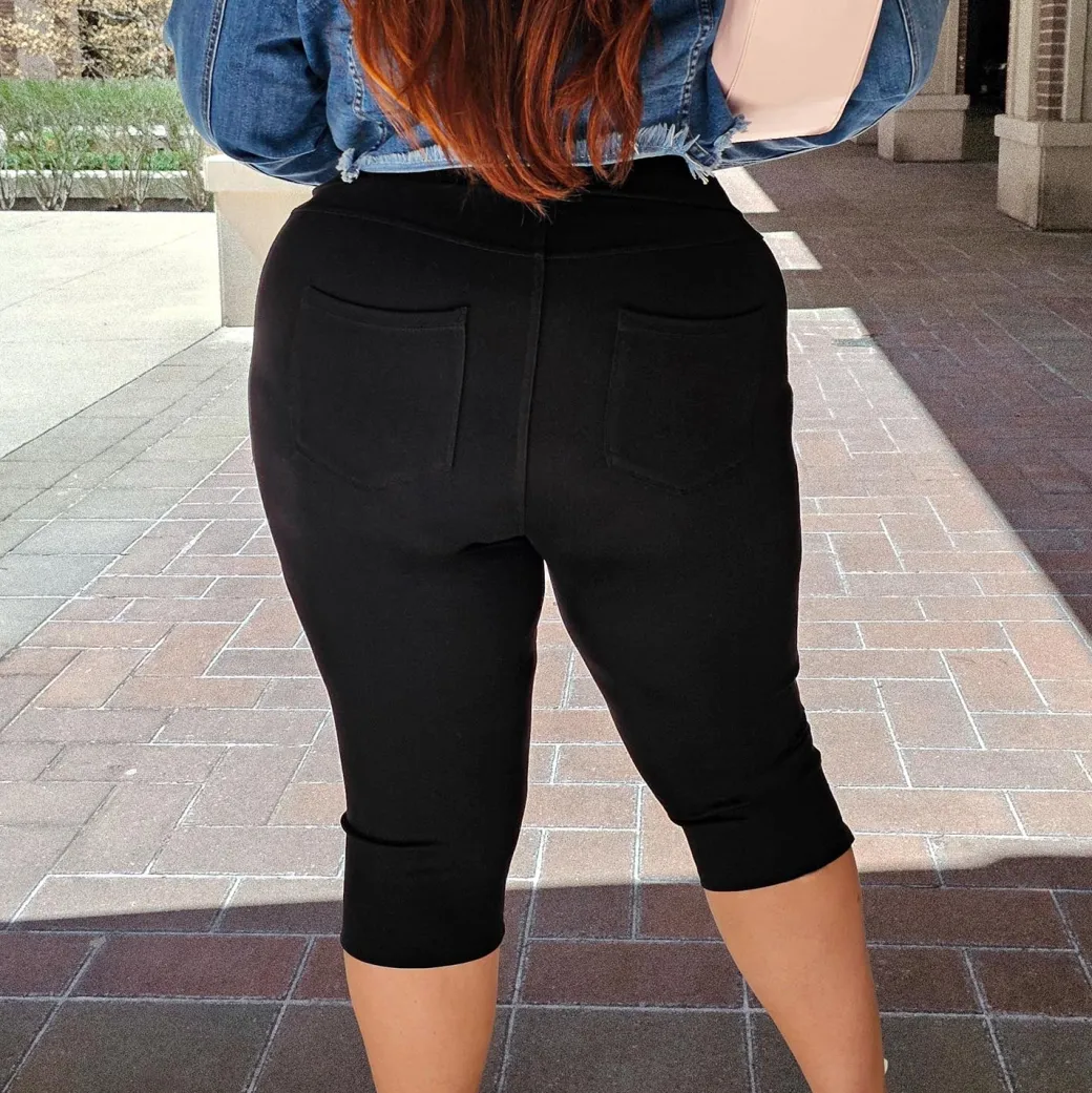 Squat-Proof Capri Leggings - Black
