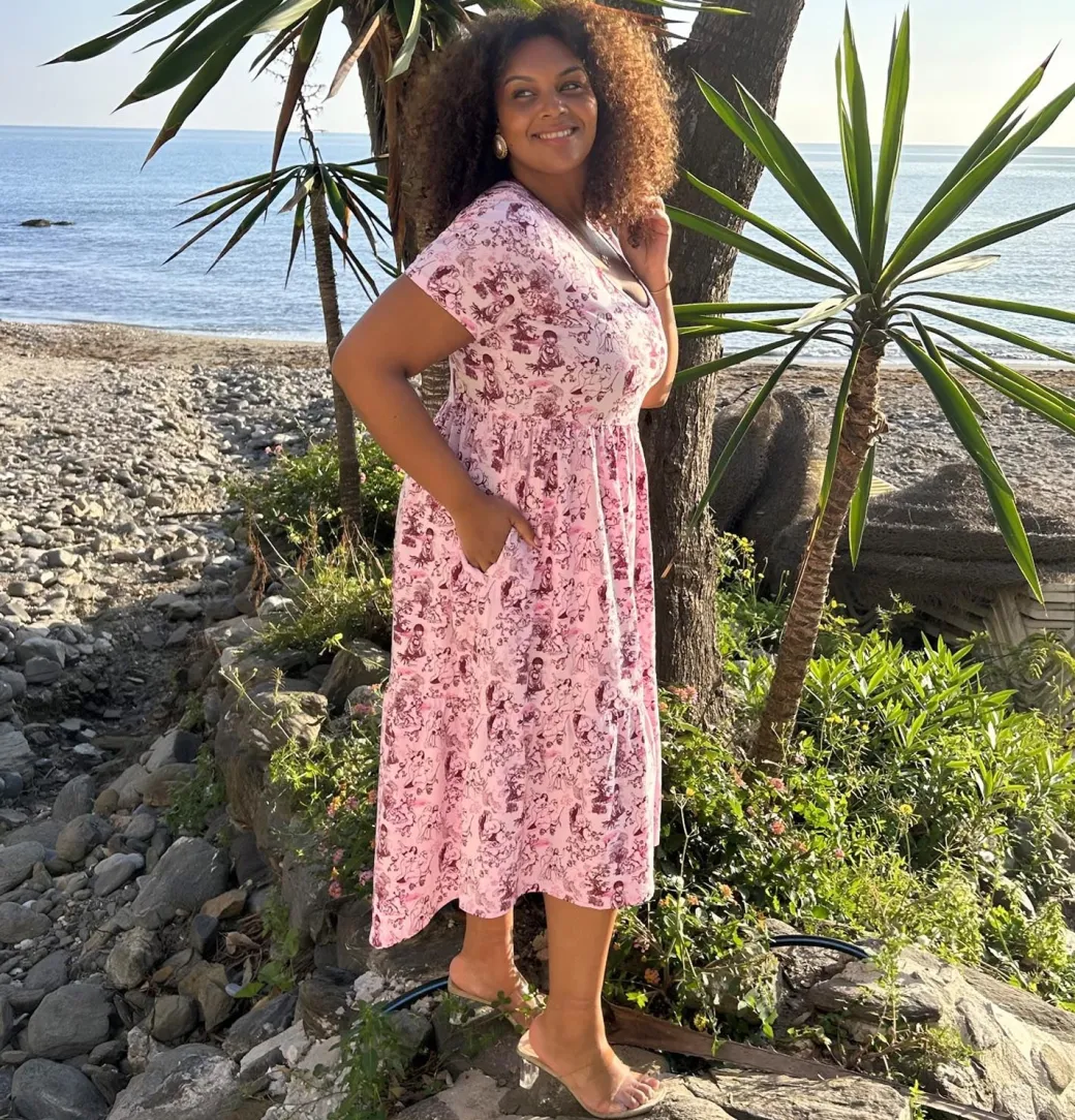 T-Shirt Tiered Dress - Passion au Jardin - L'Amour Rose
