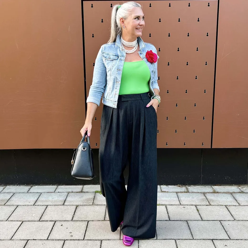 Wide Leg Pinstripe Tailored Trousers - Black